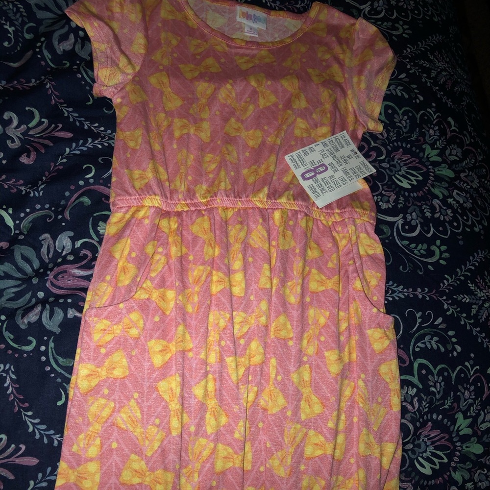 Girls dress
